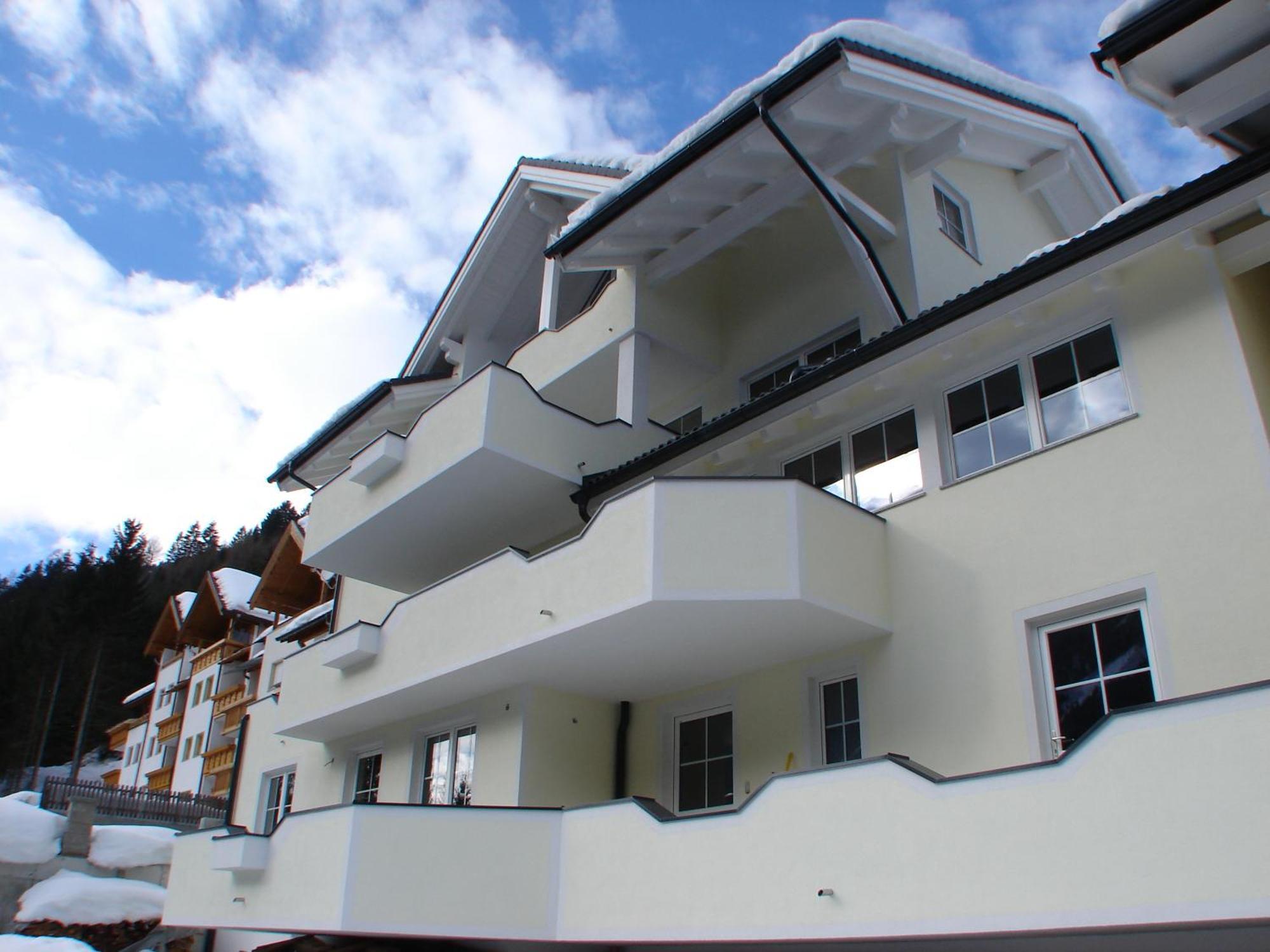 Apart Avenzio Kappl  Luaran gambar